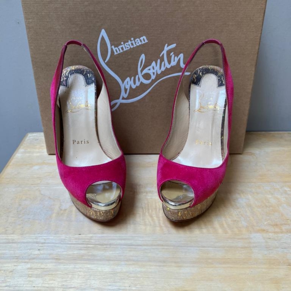 Christian Louboutin 👠